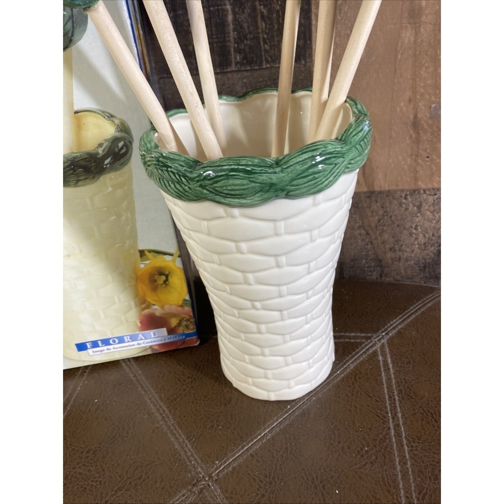 Wooden Cooking‎ Utensil 6 Hand Painted Flower Handle Ceramic Basket Tool Holder - Picture 3 of 16